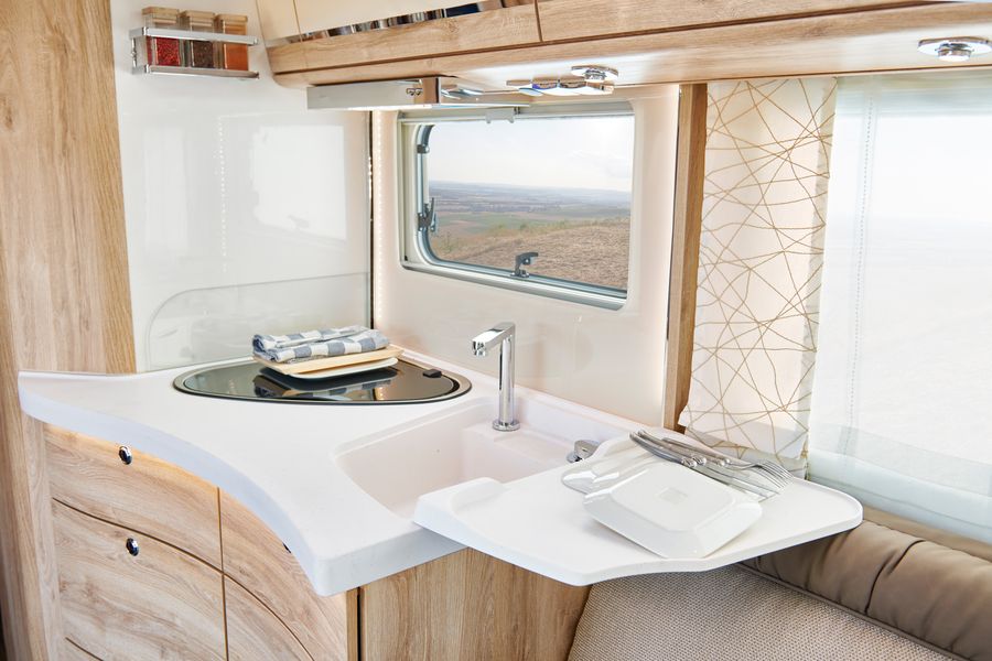 News: Integra Line 720 QF