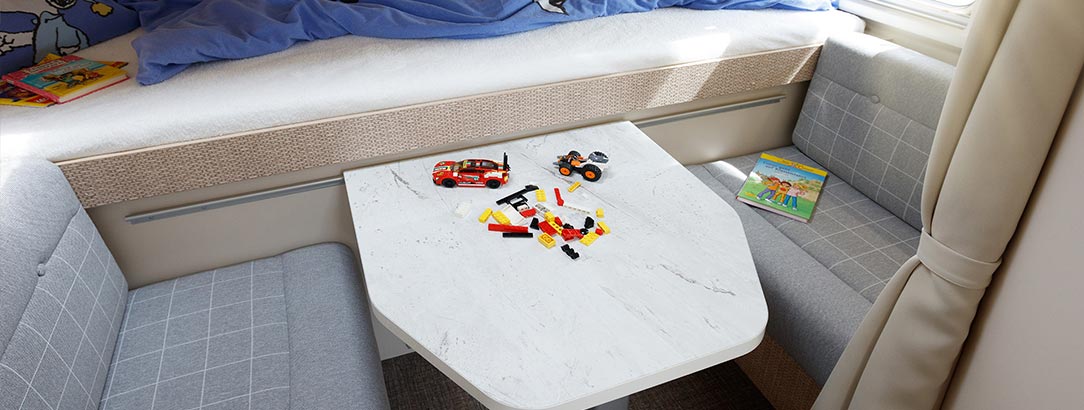 Activa One 690 VB: the family mobile home with children's room